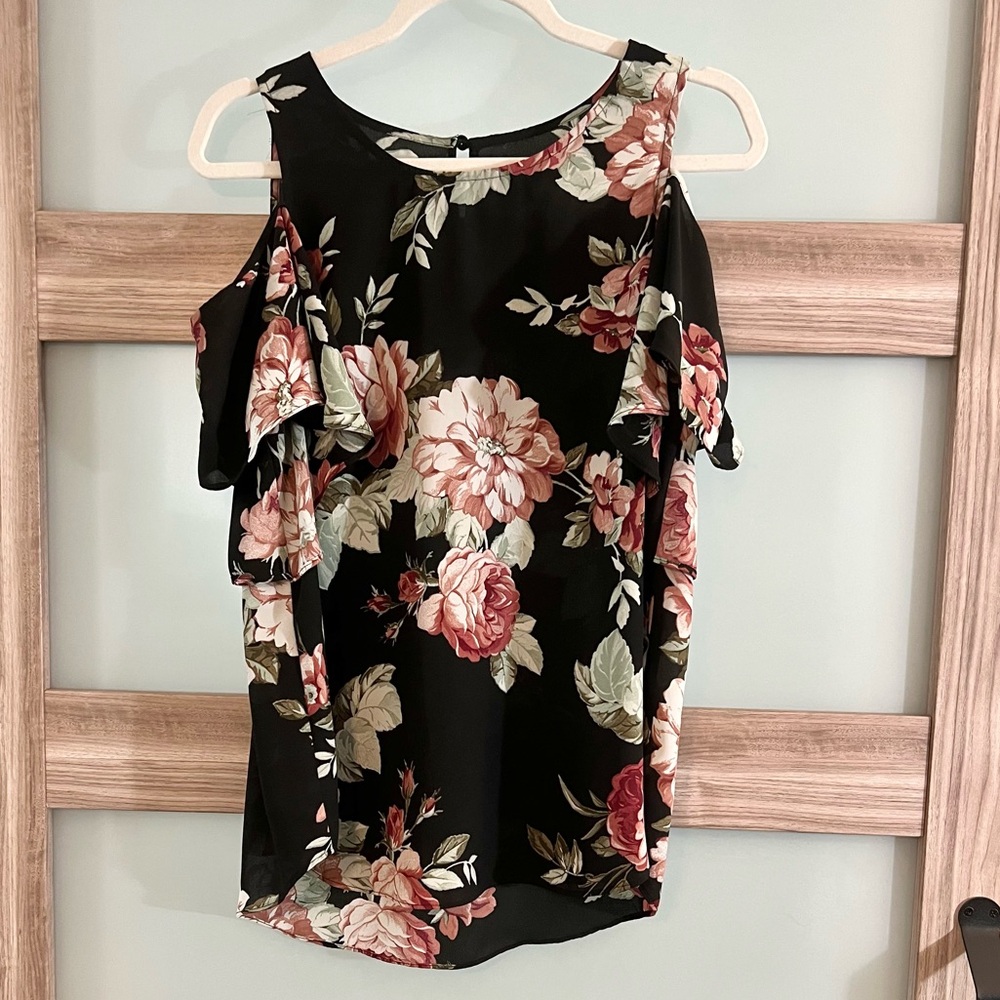 Iz Byer | Black Cold Shoulder Blouse | Size Large
